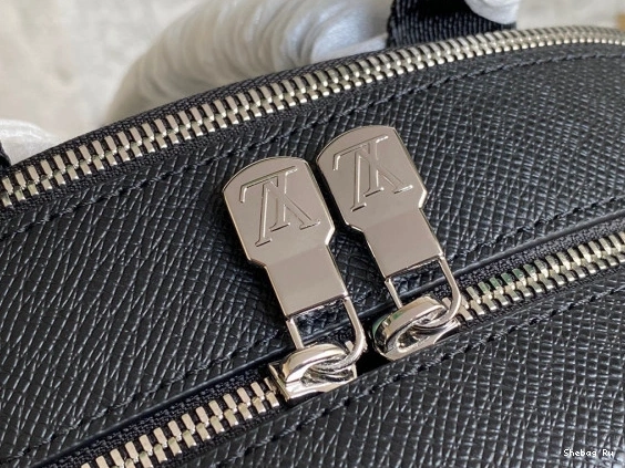 LOUIS BACKPACK ADRIAN VUITTON 0804